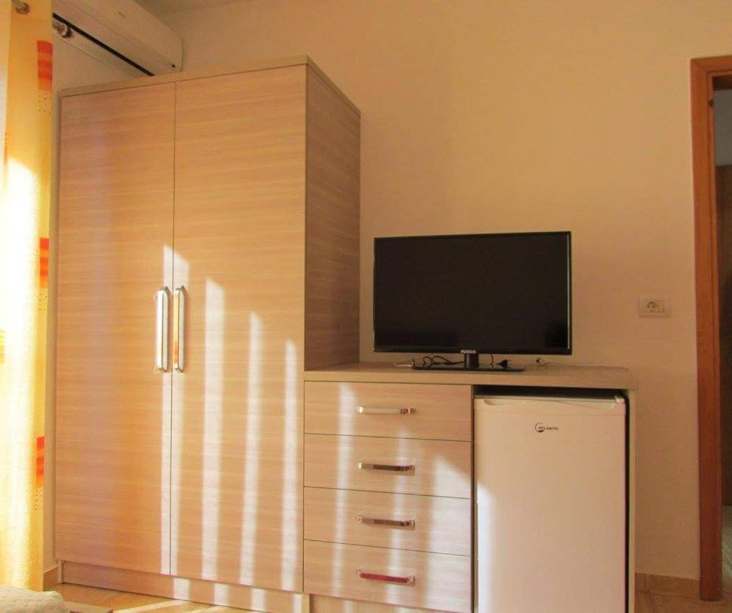 Vila Ahmeti Sarandë Buitenkant foto